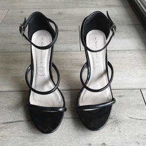 Black Strappy Sandal Stiletto Heel Size 7